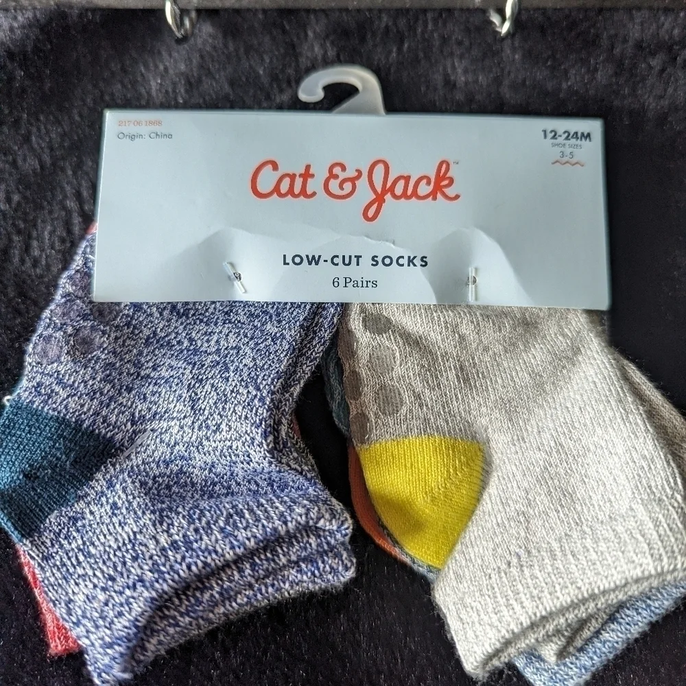 NWT Cat & Jack 6 Pack Low Cut Socks 12-24M